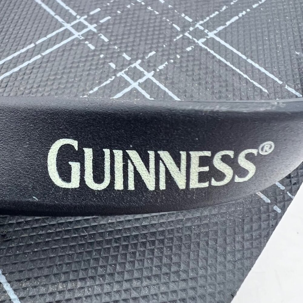 Guinness Flip Flops Black Plaid Pattern Men Size M 8/9 Rubber Casual Sandals - Picture 4 of 10